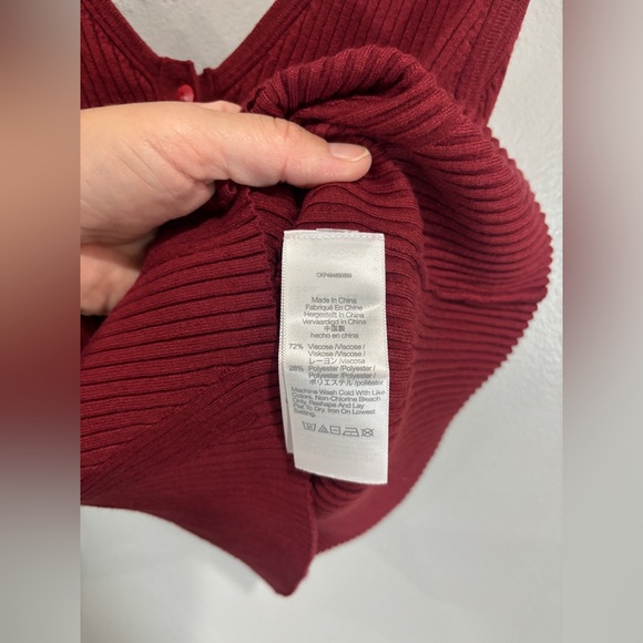 Madewell The Signature Knit Button-Front Sweater Tank Garnet Small Basic Solid - Picture 5 of 8